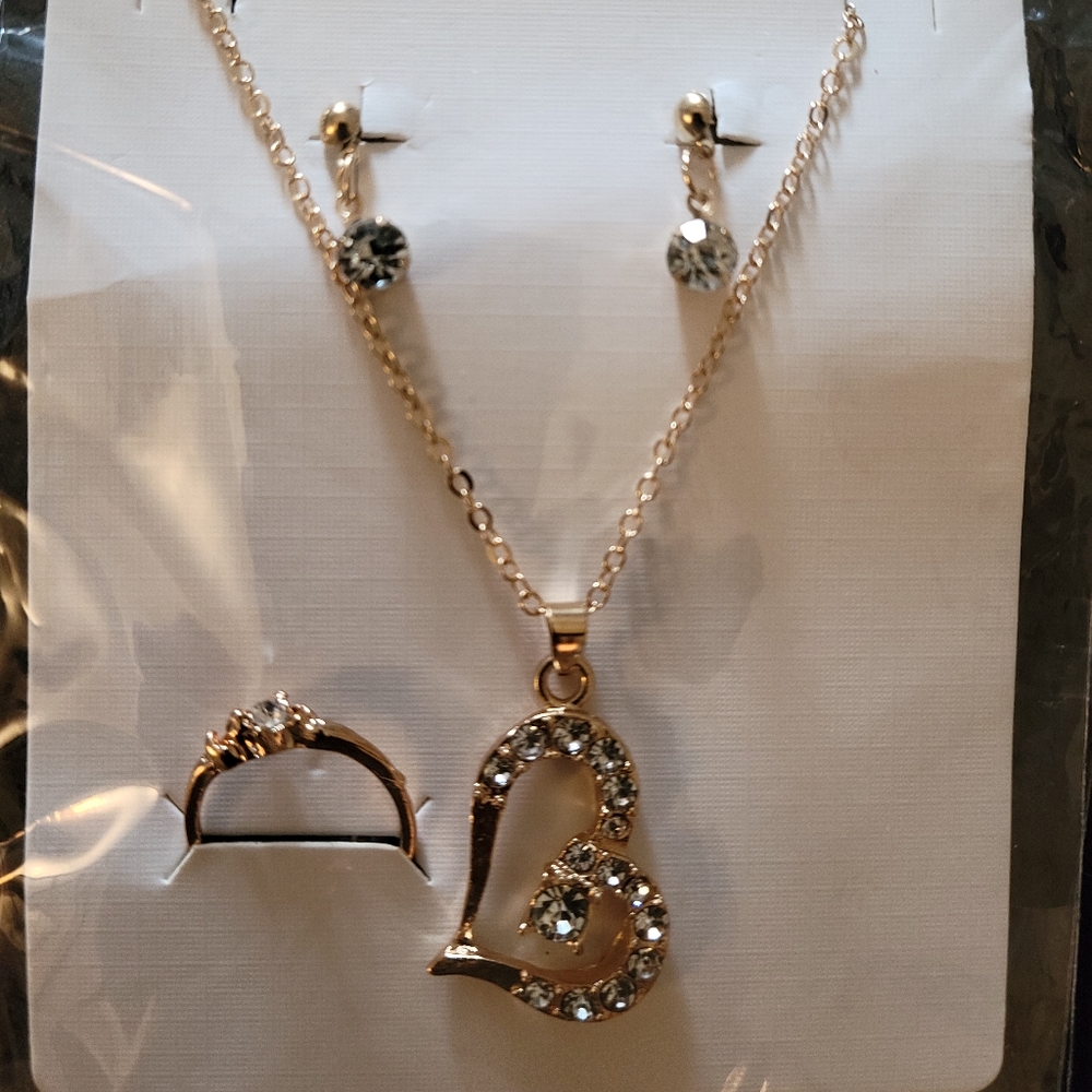 FASHION JEWELRY SET - Picture 3 of 4